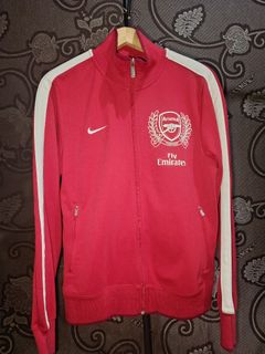 (Kategori: ) berada di . Dikirim oleh geminithrift_ (ID iklan 1384351920, Gambar 1). Deskripsi: .