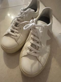 （分類：）位於 。 由 lynnxrystal 提交（商品編號 1384300565，圖片 1）。簡介： 。