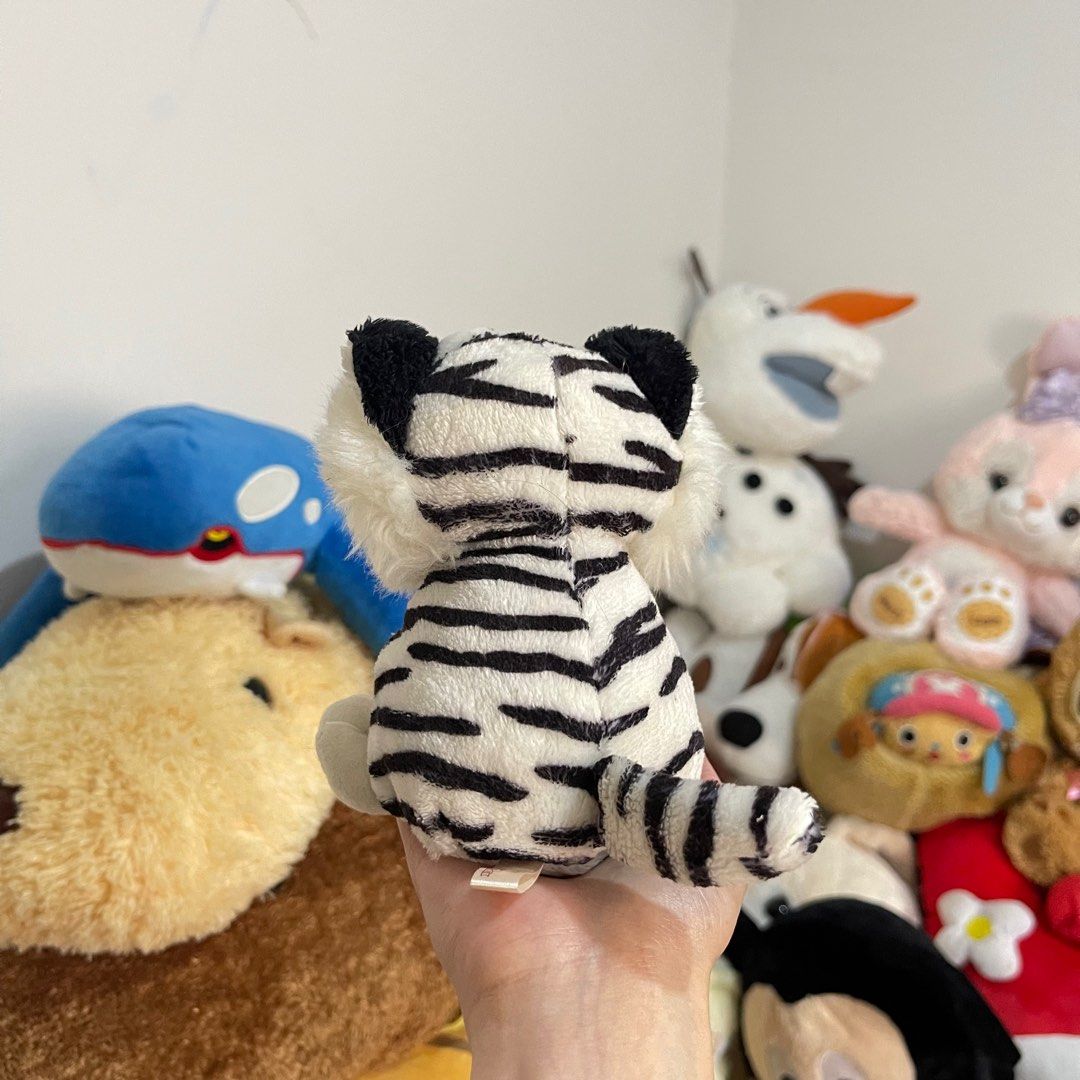 White tiger (Category: Storybooks) located in Cabanatuan. Submitted by plushejp (Listing ID 1384348844, Image 2). Description: 💸 Payment First 📲 GCASH PAYMENT 📦 via JNT 📩 PM for more details! .