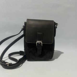 (Category: ) located in . Submitted by eighthluxecollection (Listing ID 1380657881, Image 1). Description: .