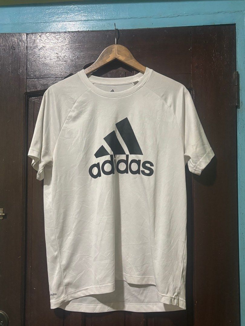 Adidas Big logo Shirt (BK0936) (Category: Tshirts & Polo Shirts ) located in Las Pinas. Submitted by bryannten10 (Listing ID 1387805458, Image 1). Description: -Adidas Biglogo shirt (BL0936) -Good condition -Need wash -Large on tag -21x27.5.
