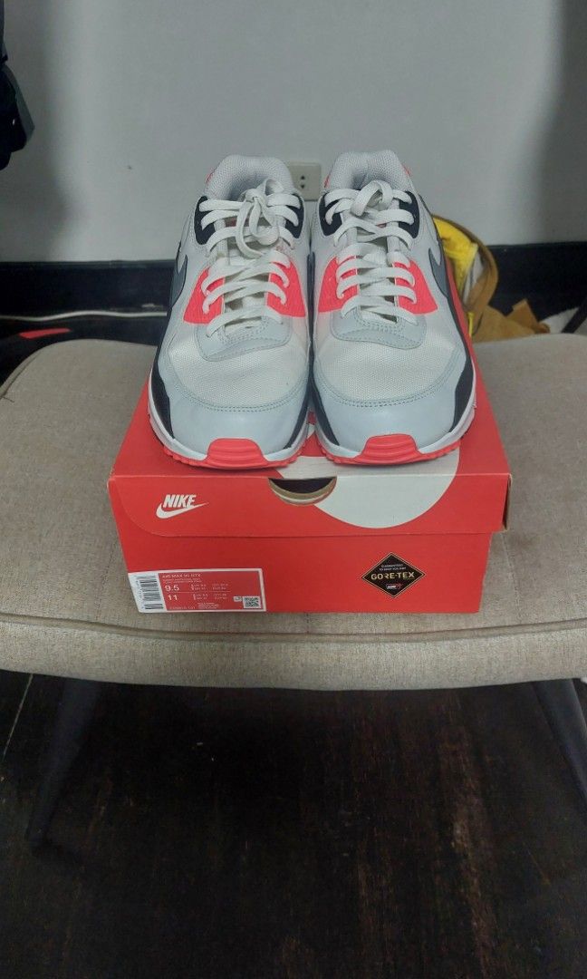 Air Max 90 GTX - Water Resistant (Category: Sneakers) located in Quezon City. Submitted by cisnarf (Listing ID 1387908926, Image 3). Description: -Local release, complete. -OG infrared colorway. -Perfect for the rainy season. -Product Code: FD5810-101..