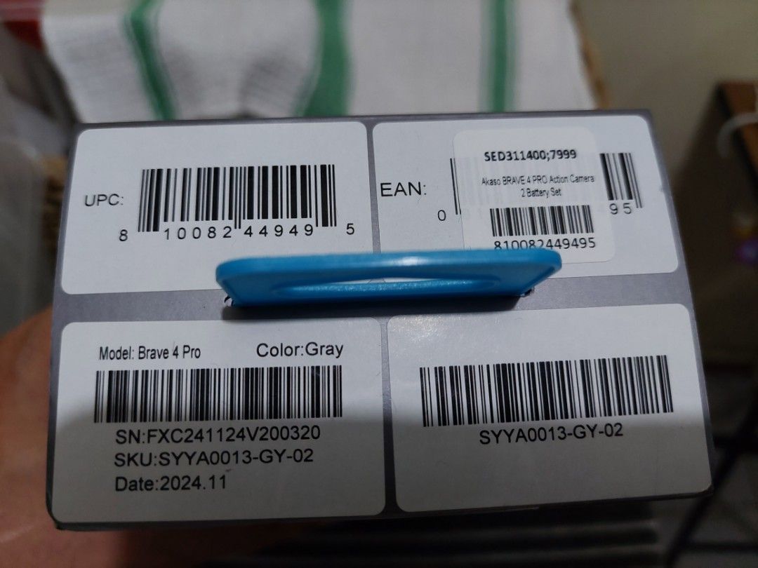 Akaso Brave 4 Pro Action Cam (Category: Video Cameras) located in Las Pinas. Submitted by online.store (Listing ID 1387789939, Image 3). Description: ‼️LAST PRICE Brandnew and sealed. Corporate gift. Unit came from Henry's Camera. Swap with brandnew Samsung Tablet A9+ WiFi 8gb/128gb variant. The AKASO Brave 4 Pro is the perfect action camera for adventurers, vloggers, and outdoor enthusiasts who need high-quality video and smooth performance. Whe