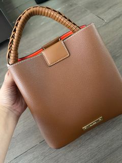 (Kategori: ) berada di . Dikirim oleh reesecond (ID iklan 1387750950, Gambar 1). Deskripsi: .