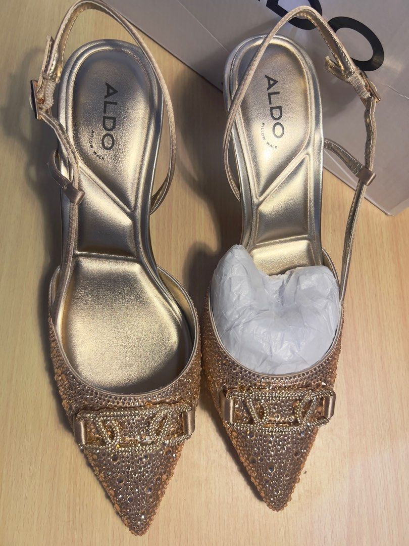 ALDO Heels 2 inches size 8.5 (Category: Heels) located in Quezon City. Submitted by CLing (Listing ID 1387863123, Image 1). Description: ALDO Heels 2 inches | Size US 8.5 Brand new / Not used Bought as an extra pair for grad Orig price ₱5k+ Selling it for 3500, slightly negotiable Decluttering.