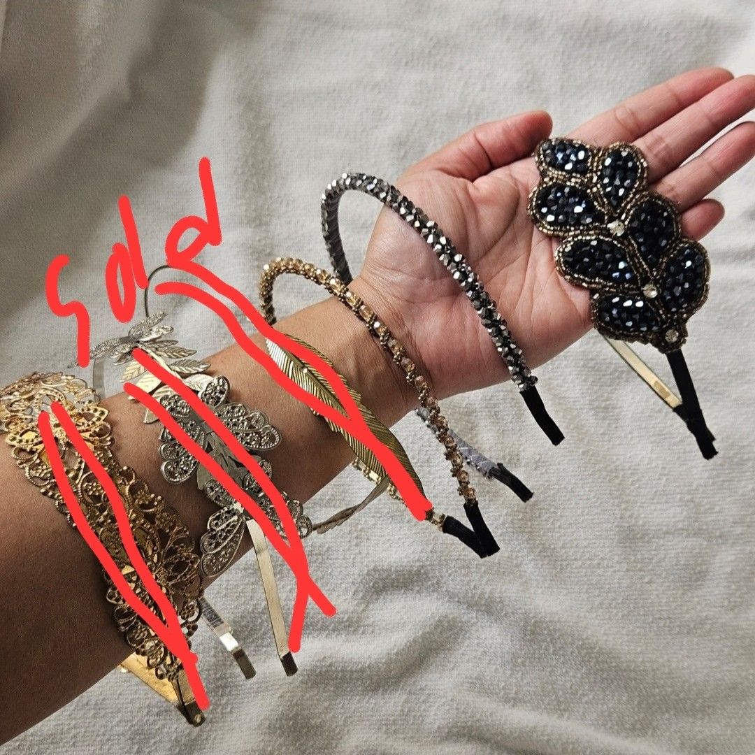 Assorted headbands (Category: Hair Accessories) located in Kuala Lumpur. Submitted by mo_kha (Listing ID 1375708138, Image 1). Description: RM 5 EACH 🖼 Selling item AS SHOWN in pics. Please look at all the pics before confirming. 🙏 Please research the item yourself before confirming. ❓️ Decluttering my house, selling all unused items ❌ Price non-negotiable ❌ No meetup - delivery only ✔️ Mix with other items in my list to save on postage - DM me