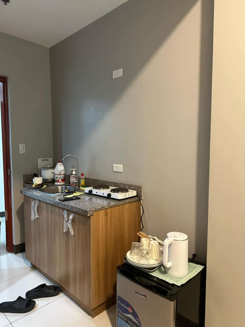 Baguio Condo for Sale (Category: Apartments & Condos) located in Baguio. Submitted by free_smlxrealty (Listing ID 1387824787, Image 3). Description: Studio Unit without Balcony Floor Area: 22 sqm Semi-furnished With Internet connection Open to Bank Financing.