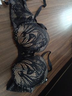 (Category: ) located in . Submitted by xzora (Listing ID 1387826132, Image 1). Description: .