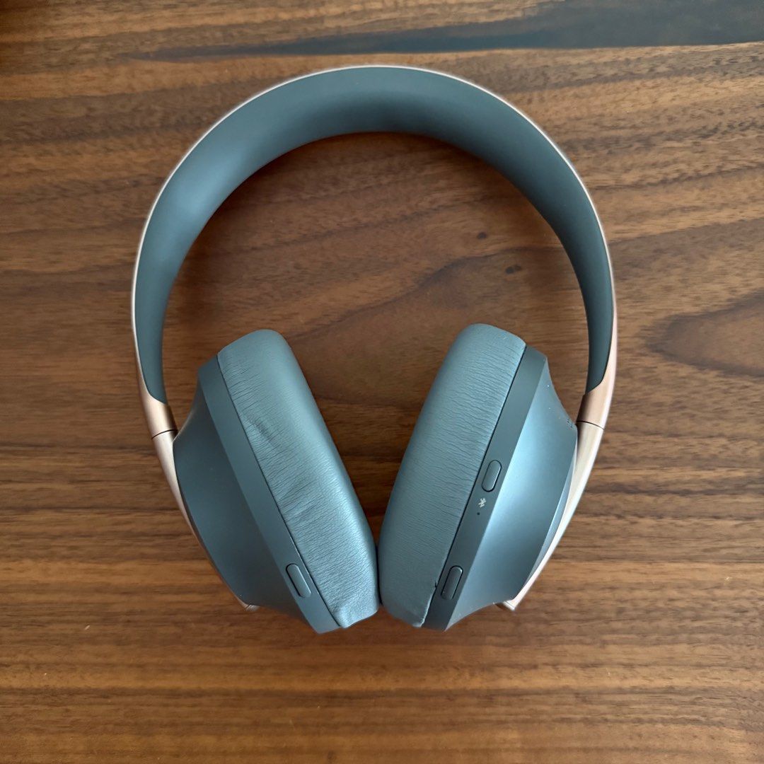 Bose NC700 with Charging Case63612119805187117