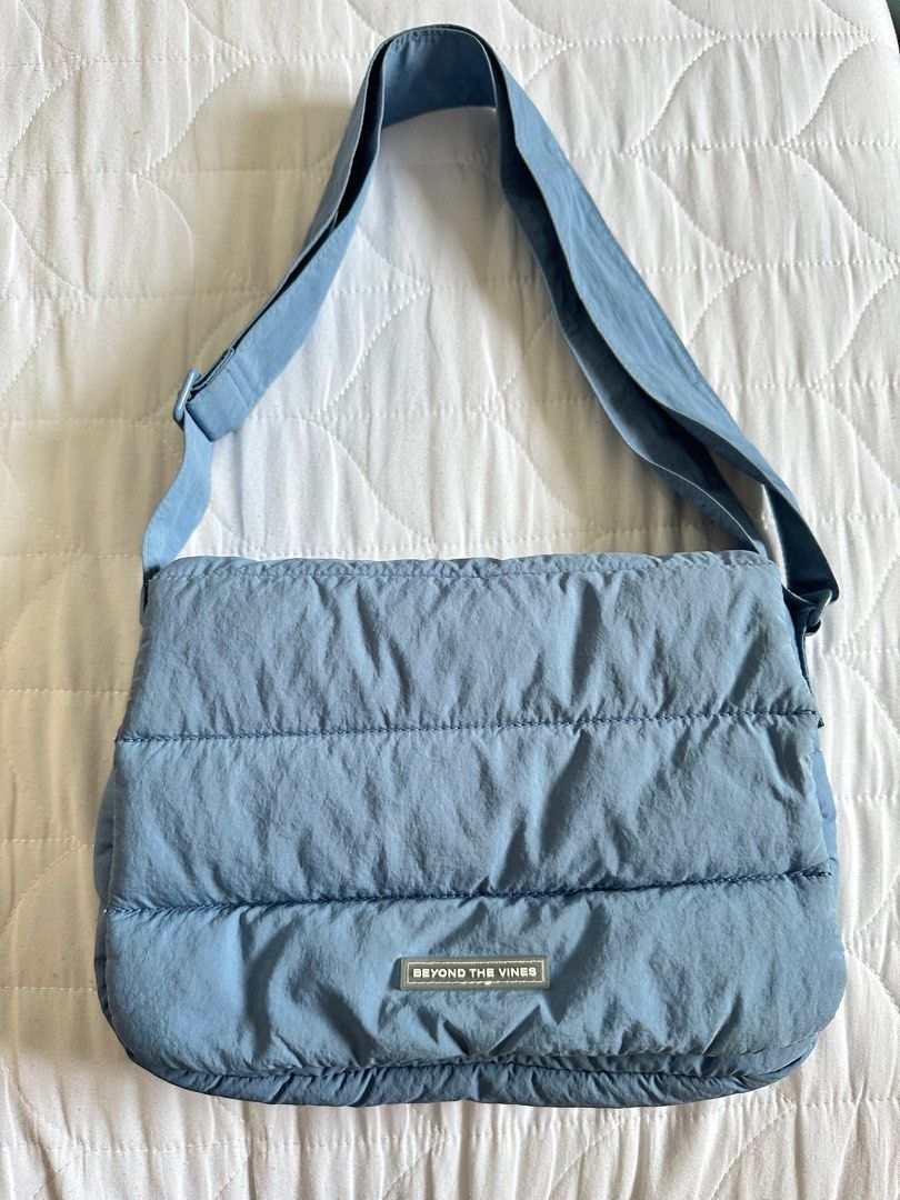 BTV puffy bag in periwinkle color (Category: Shoulder Bags) located in Quezon City. Submitted by chicboss (Listing ID 1387752133, Image 1). Description: Guaranteed authentic. Rfs: decluttering.
