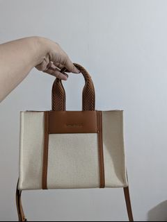(Kategori: ) berada di . Dikirim oleh nisaikaa (ID iklan 1347843345, Gambar 1). Deskripsi: .