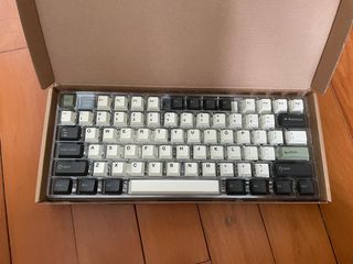 （分類：）位於 。 由 clavins 提交（商品編號 1387837615，圖片 1）。簡介： 。