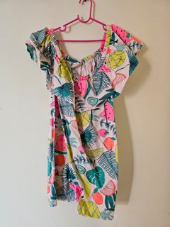 (Category: ) located in . Submitted by thrifty_sprees (Listing ID 1387816941, Image 1). Description: .