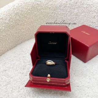 (Category: ) located in . Submitted by brands_lover (Listing ID 1387765381, Image 1). Description: .