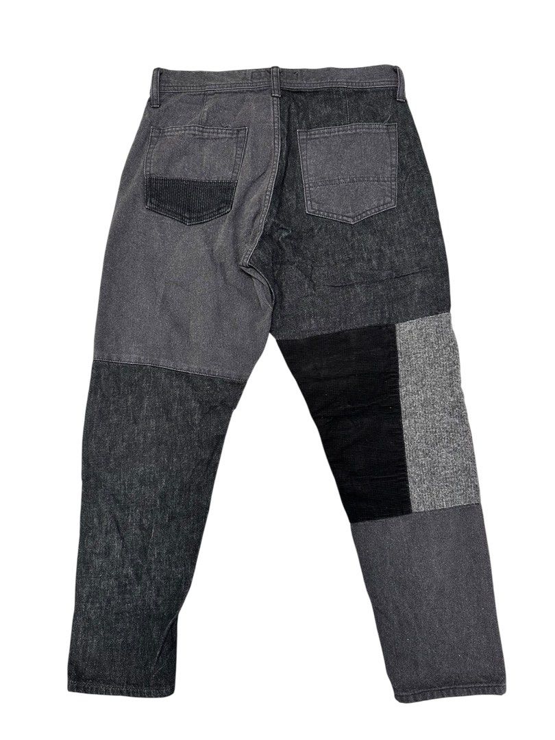 FDMTL | Cropped Tapered Patchwork Jeans (Category: Jeans) located in Lapu Lapu. Submitted by nervecloset (Listing ID 1387845270, Image 2). Description: FDMTL | Cropped Tapered Patchwork Jeans size 28 on tag Fits 30-31 Excellent condition 2250 + sf.