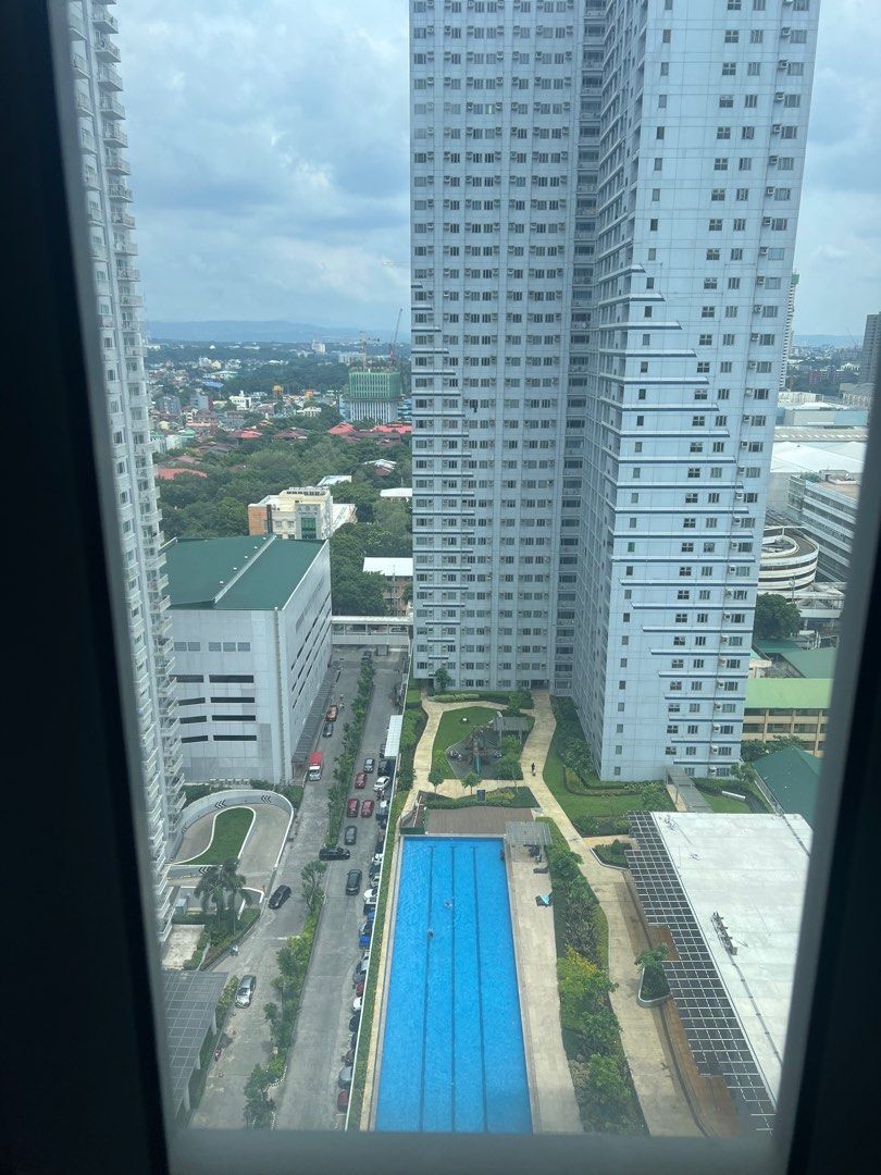 Grass Residences 1BR For Sale Rush (Category: Apartments & Condos) located in Quezon City. Submitted by la.rose.fashion (Listing ID 1387906943, Image 3). Description: Direct owner here selling below market value of 3.5m 20.1 sqm Updated taxes Clean title, open for bank financing Fully furnished Amenities facing Great investment for passive income.