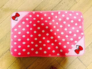 （分類：）位於 。 由 kittykh 提交（商品編號 1387747915，圖片 1）。簡介： 。