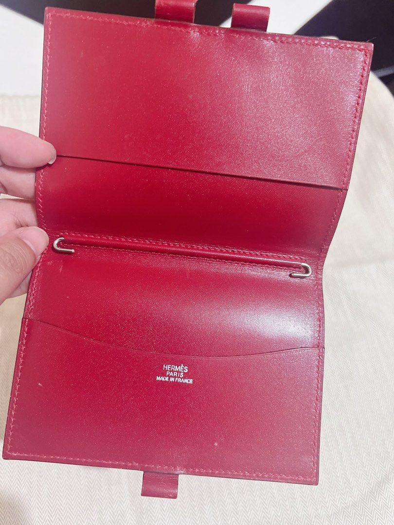 hermes passport holder stamp E (Category: Luxury Bags & Wallets) located in Bay. Submitted by bunini7 (Listing ID 1387761718, Image 3). Description: stamp e guaranteed authentic.