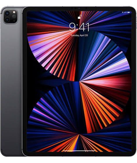 iPad Pro 12.9 M1 (2021) - For SWAP (Category: iPad) located in Rizal. Submitted by doc_elise (Listing ID 1387864655, Image 1). Description: Trading my iPad Pro M1 12.9, 128gb with Typecase keyboard to ipad pro 11inch 256gb rf sell/swap: too heavy to bring to school everyday 🥲, no issues i just need a smaller one for convenience Loc: UE Manila or SM Masinag.