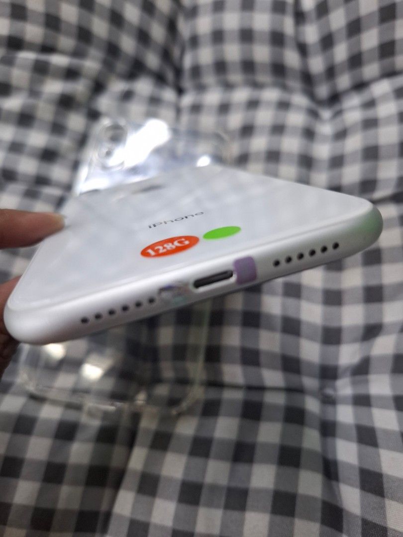 Iphone Xr 128gb White (Category: iPhone X Series) located in San Juan City. Submitted by tanexsulla42 (Listing ID 1387867068, Image 3). Description: Fb Page: 📍 Ashley & Lyn 🍄‍🟫Mode of Paym🍄‍🟫 🍎Cash 🍎Bank Transfer 🍎GCash & Paymaya 🍄‍🟫Installment🍄‍🟫 🥑Credit Card 🥑Ggives 🥑Home Credit 🥗Cash on Delivery 🥗Shipping 🥗Meet Up 🥗Trade In You can visit our Physical store in Stall number Y- 21 Aquarium Greenhills Mall LOOK: Jenny.