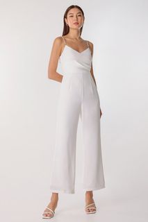 (Category: ) located in . Submitted by clearhercloset (Listing ID 1387785799, Image 1). Description: .
