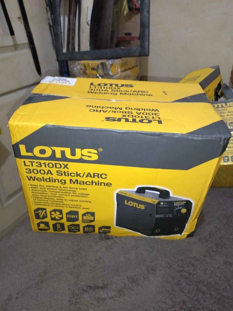Lotus Portable Welding Machine 300Amp (Category: Announcements) located in Muntinlupa City. Submitted by jhunshop93615 (Listing ID 1387888952, Image 1). Description: 300 Amper complete Set Brandnew and Original pick up . Lalamove Pick up Location:Alabang Muntinlupa.