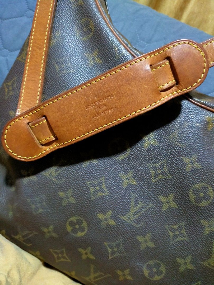 LOUIS VUITTON Monogram Boulogne Shoulder Bag (Category: Luxury Bags & Wallets) located in Quezon City. Submitted by mcmp1216 (Listing ID 1387797735, Image 2). Description: Best offered price Vintage LOUIS VUITTON Monogram Boulogne Shoulder Bag Good condition With dust bag only You can restore See photos.