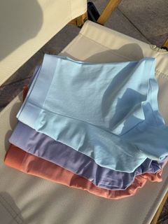 （分類：）位於 。 由 your_underwears 提交（商品編號 1387882835，圖片 1）。簡介： 。