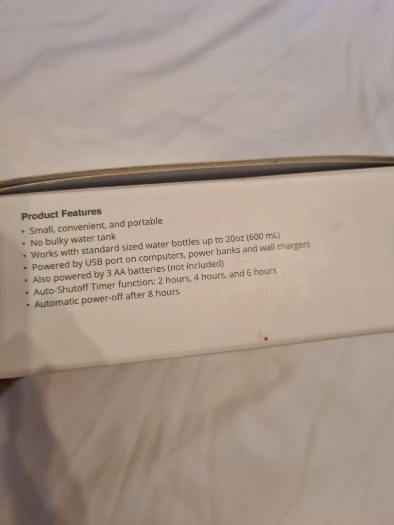 Mini Humidifier (Category: Other Gadgets) located in Taguig. Submitted by ninasanti94507 (Listing ID 1387743341, Image 3). Description: Fancii personal humidifier. Brand new and never used. To use, just plug on to USB and attach bottle with purified water. RFS: Decluttering Pick up from Taguig.