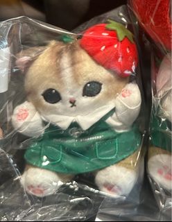 (Category: ) located in . Submitted by masini123 (Listing ID 1387864146, Image 1). Description: .
