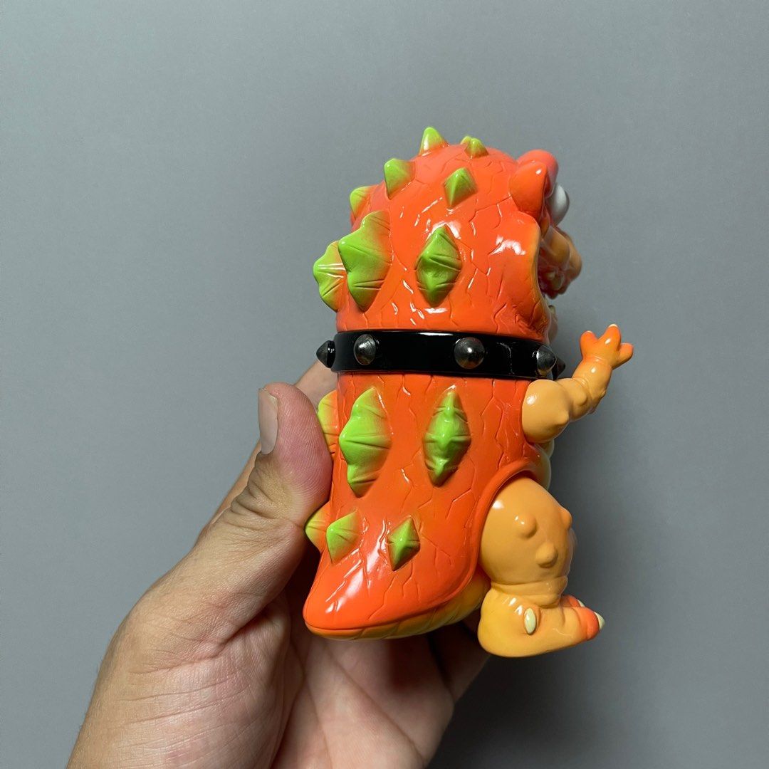 LESTANG NICOLAS　DAGONZILLA　JUNGLE DAKONG NiCoLAs LESTANG Limited Edition Painted Vinyl Figure