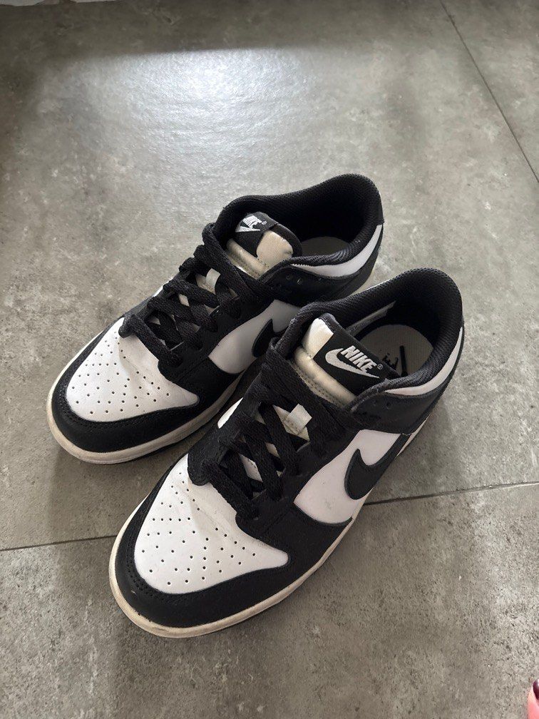 nike dunk low black and white footlocker