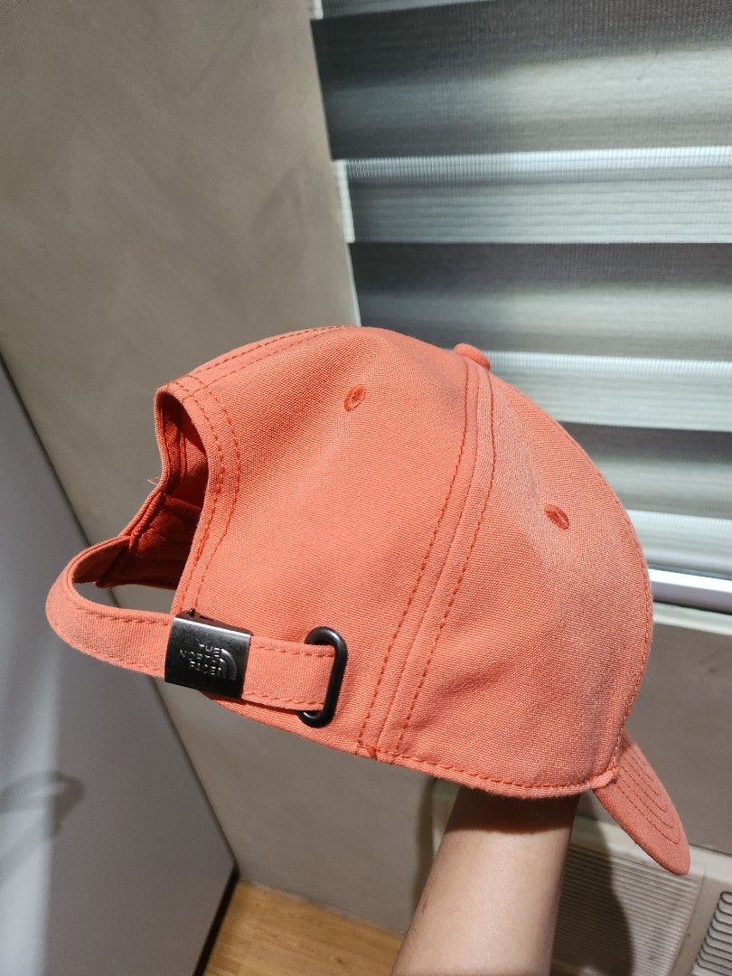 North face orange cap (Category: Caps & Hats) located in Bulacan. Submitted by pintarest (Listing ID 1387804708, Image 2). Description: Gifted to me Never used.