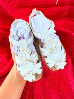 (Category: ) located in . Submitted by maisonbrielle (Listing ID 1387864090, Image 1). Description: .