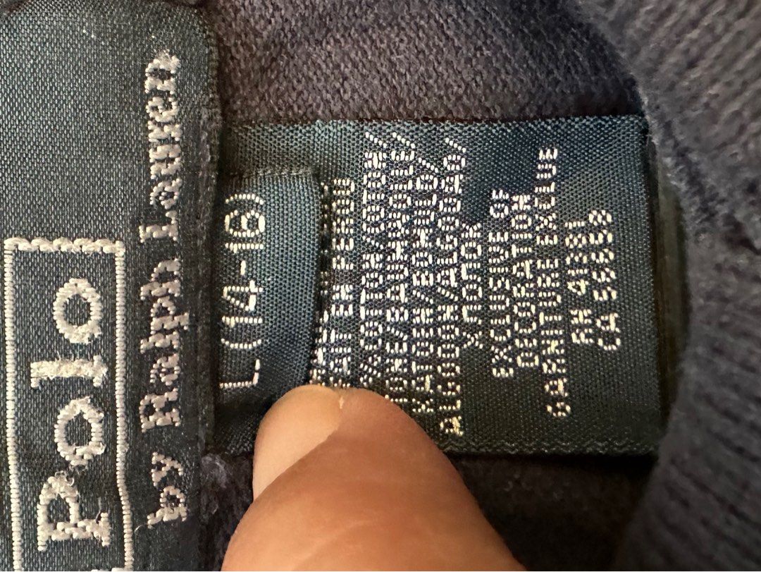 P O L O shirt, blue (Category: Tshirts & Polo Shirts ) located in Manila. Submitted by hey_ole1 (Listing ID 1387826194, Image 3). Description: Large (14-16) See pictures for the condition Bawal sa maselan 📌Payment first thru Gcash BDO BPI 🚜Shipping fee c/o buyer (Lala Move) 📍Prefers Metro Manila buyers 📍Location: Marikina.