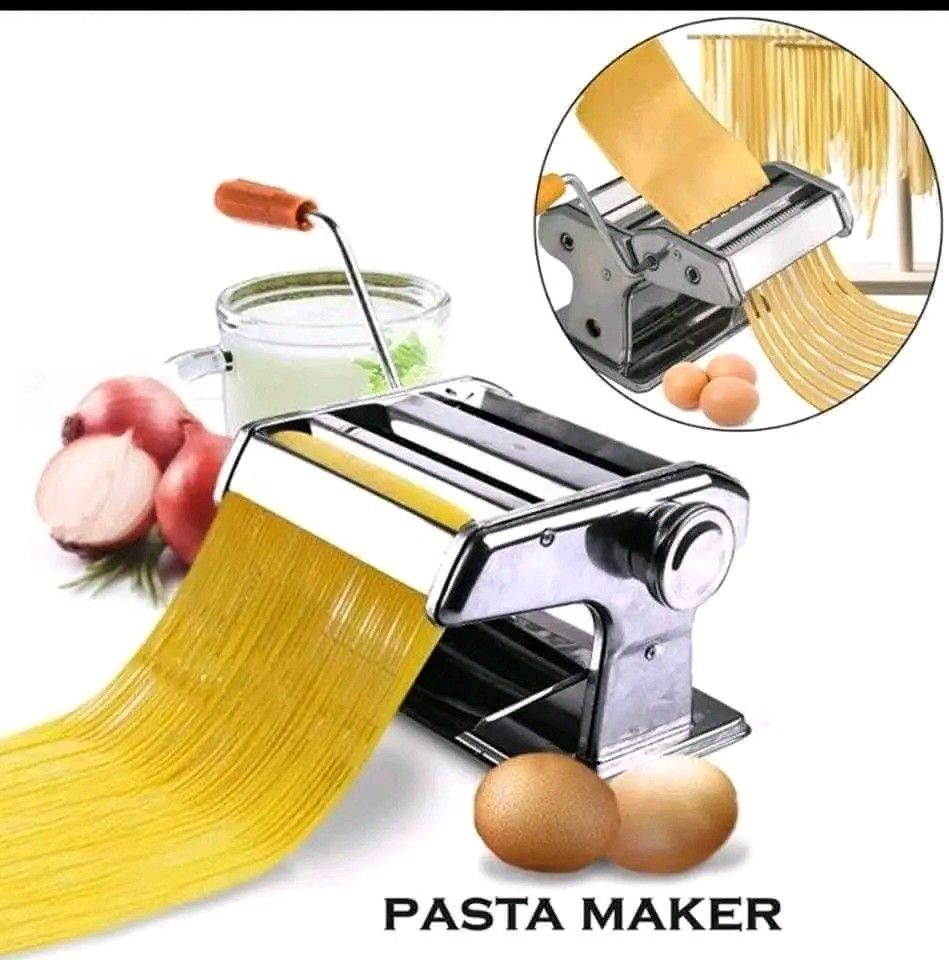 Pasta maker (Category: Bakeware) located in Manila. Submitted by jelai.cybyb (Listing ID 1387771919, Image 1). Description: .