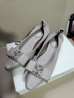 (Category: ) located in . Submitted by myEEshop (Listing ID 1387864240, Image 1). Description: .
