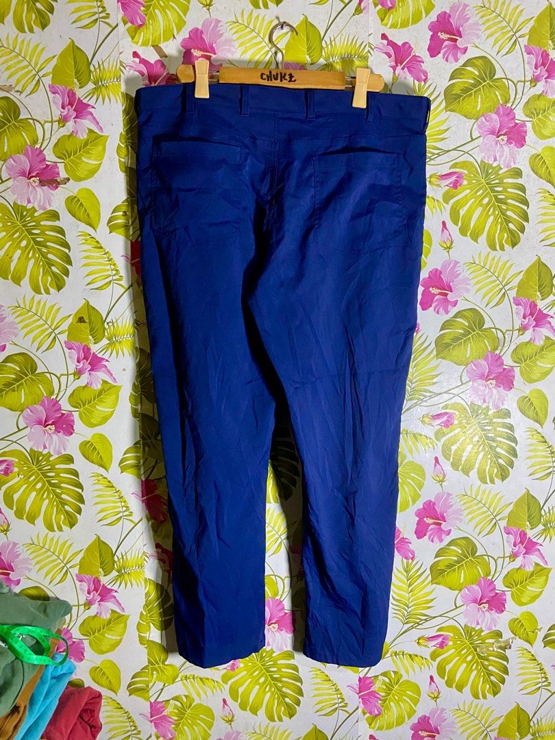 PGA TOUR GOLF PANTS (Category: Activewear) located in Cabuyao City. Submitted by chukz_x (Listing ID 1387794827, Image 2). Description: Size 40 41 width 40length 9 hem Excellent condition .