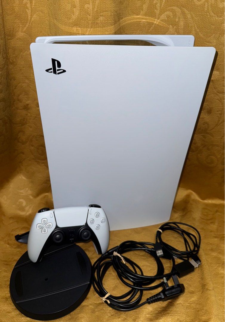 PS5 Digital Edition (Category: PlayStation) located in Imus. Submitted by whindyonline (Listing ID 1387824153, Image 2). Description: still like brand new…and slightly used reason to sell : did upgrade appearance:9/10 function: 10/10 no to swap . only for sell po..