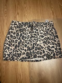 (Category: ) located in . Submitted by strawbsss55 (Listing ID 1387856204, Image 1). Description: .