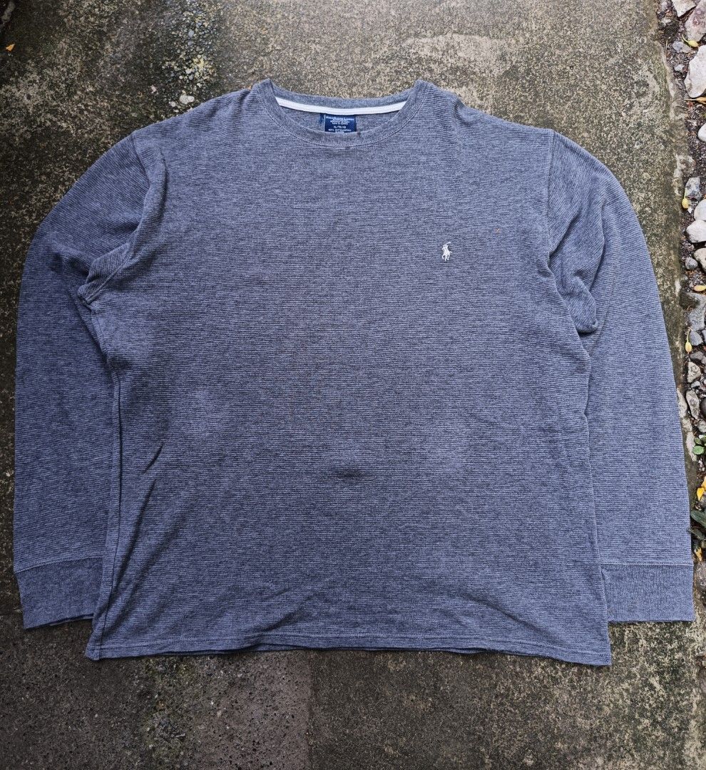 Ralph Lauren Sweater Sleepwear (Category: Sleep and Loungewear) located in Butuan. Submitted by dotesat (Listing ID 1387850035, Image 1). Description: Ralph Lauren Sweater Sleepwear as new condition 750 shipped size: L to XL dimes: 22x27.5.