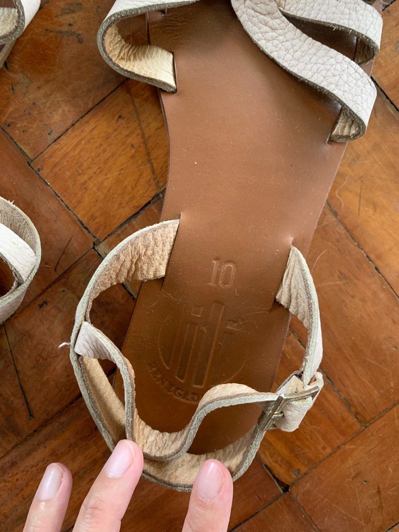 Renegade Folk Set Free Sandals (Category: Flats & Sandals) located in Malabon City. Submitted by a_closet (Listing ID 1387747722, Image 3). Description: Used with care They dont have this colour anymore It has a hint of dusty rose Rfs: moving out.