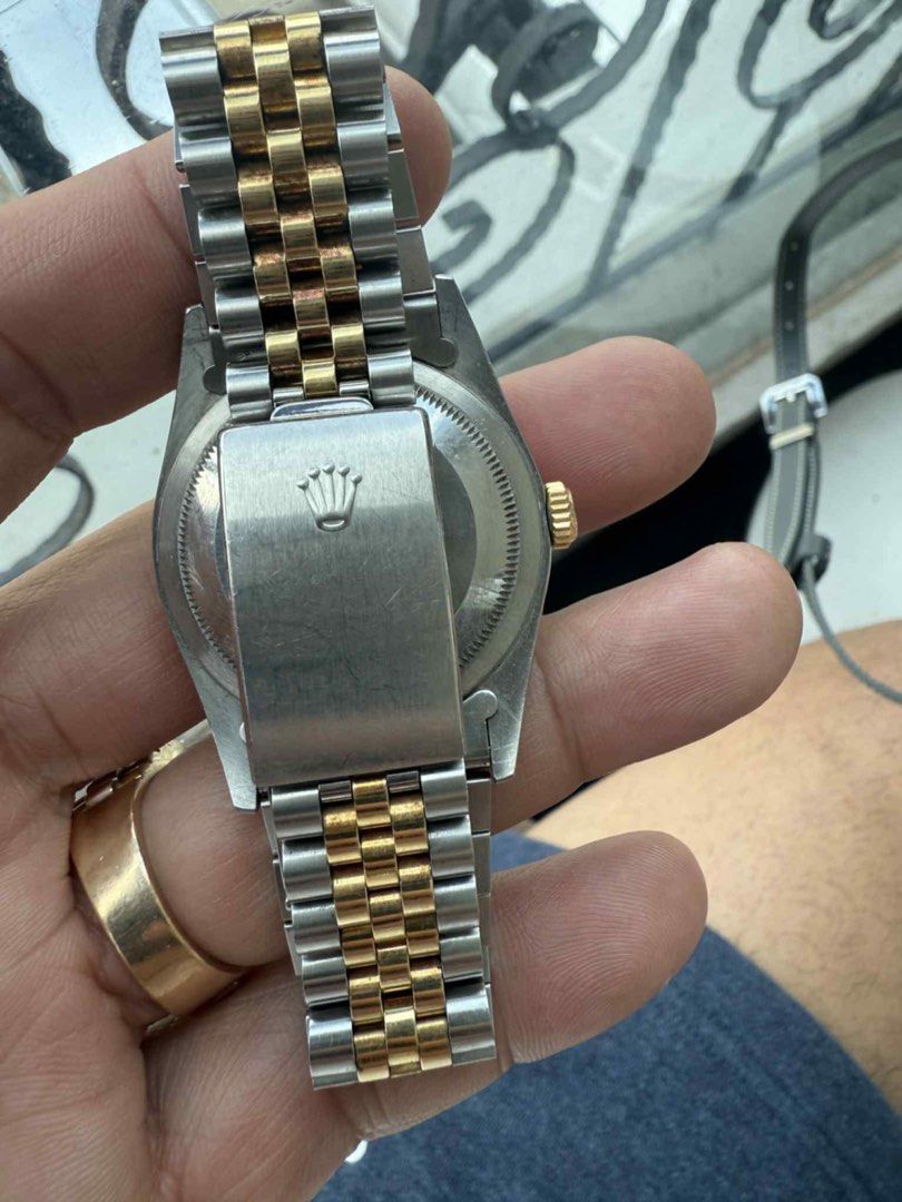 rolex datejust (Category: Luxury Watches) located in Cabanatuan. Submitted by albertgonzales27 (Listing ID 1387812595, Image 3). Description: rolex datejust 36mm twotone 345k unit only .