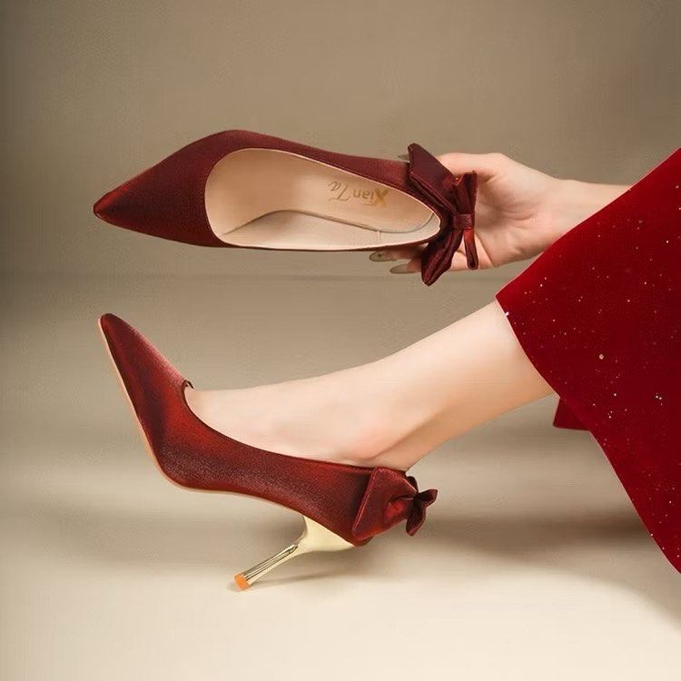 Size 8 High heel pointed stiletto sandal (Category: Heels) located in Mabinay. Submitted by pearldawn (Listing ID 1387904654, Image 2). Description: Brandnewww Never been used No box Heel height 8cm Size 8 (24.5) .