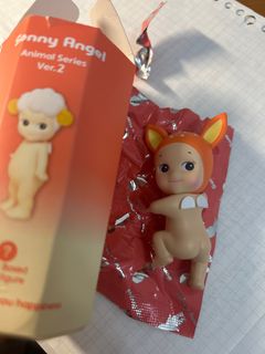 (Category: ) located in . Submitted by marshmallow36 (Listing ID 1387870354, Image 1). Description: .