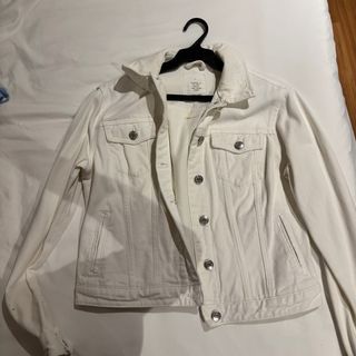 (Category: ) located in . Submitted by reset.closet (Listing ID 1387865059, Image 1). Description: .