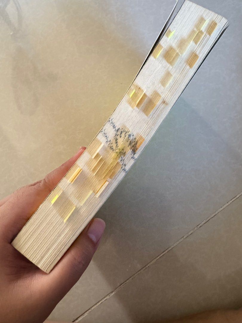 Yolk (Mary H.K choi) (Category: Storybooks) located in Tarlac. Submitted by ignaciocha729 (Listing ID 1387827226, Image 3). Description: With highlights but no writings (Will remove tabs before ship-out) .