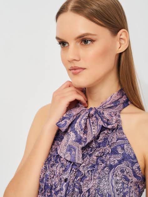ZARA Paisley Playsuit (XS) (Category: Rompers) located in Quezon City. Submitted by michaelacd (Listing ID 1387803835, Image 2). Description: ZARA Paisley Playsuit size: XS - used once at home lang for pictures - looks like a dress but has built in shorts 🫶🏼 RFS: decluttering .