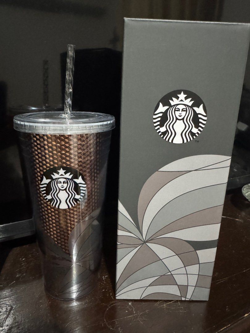 2025 Starbucks Traditions Cold Cup Collection (Category: Water Bottles & Tumblers) located in Taguig. Submitted by kittychum (Listing ID 1388068957, Image 1). Description: 22oz cold cup from the 2025 Starbucks Traditions Collection, .
