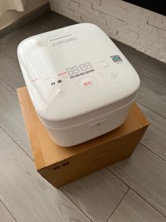 （分類：）位於 。 由 caseymagdalene 提交（商品編號 1387998542，圖片 1）。簡介： 。